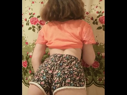 ❤️ دختر جوان سکسی که شورتش را جلوی دوربین در می آورد ❤ پورنو در پورنو fa.onlyhdporn.ru ❌